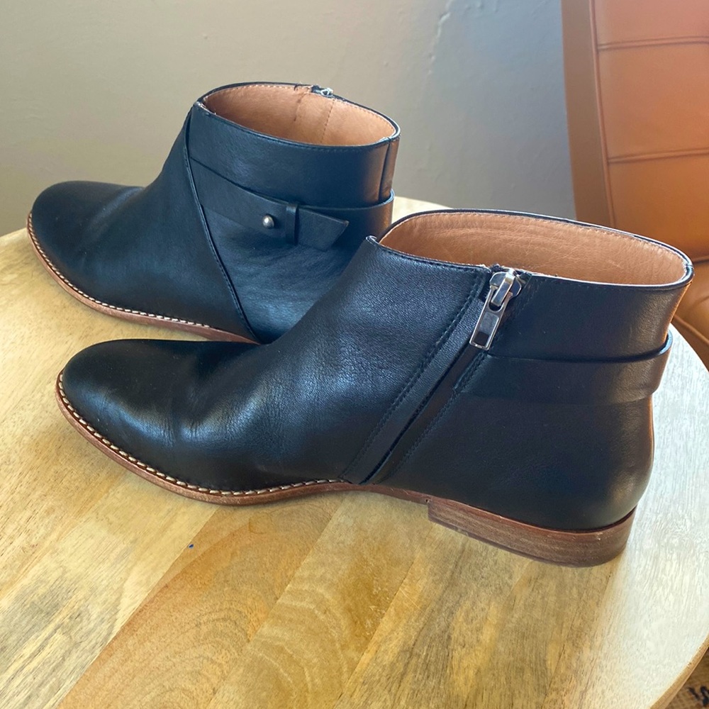 Madewell Women’s Kelci Flat Boots